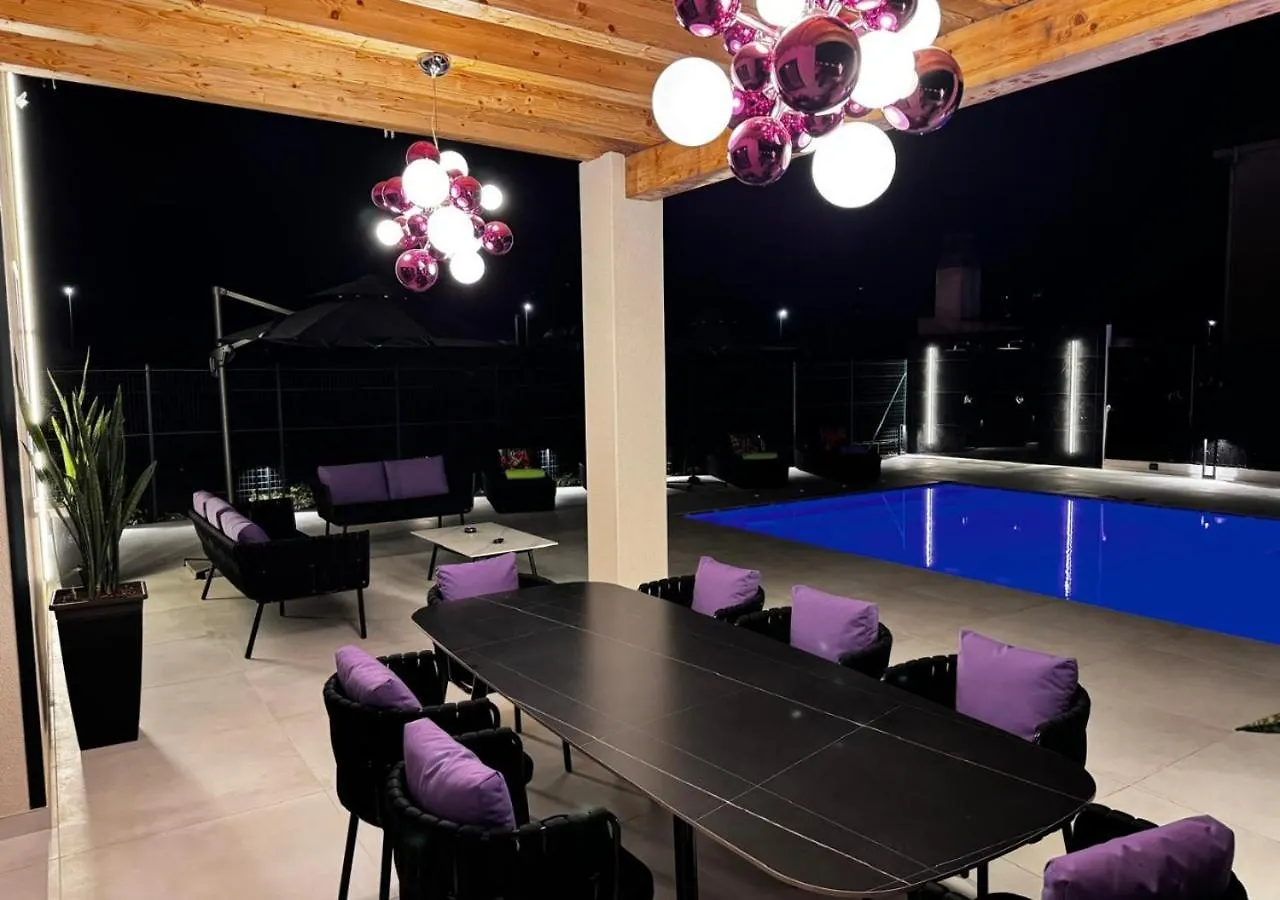 Alba Gold Luxury Suite & Villa Cefalù 0*,  Italien