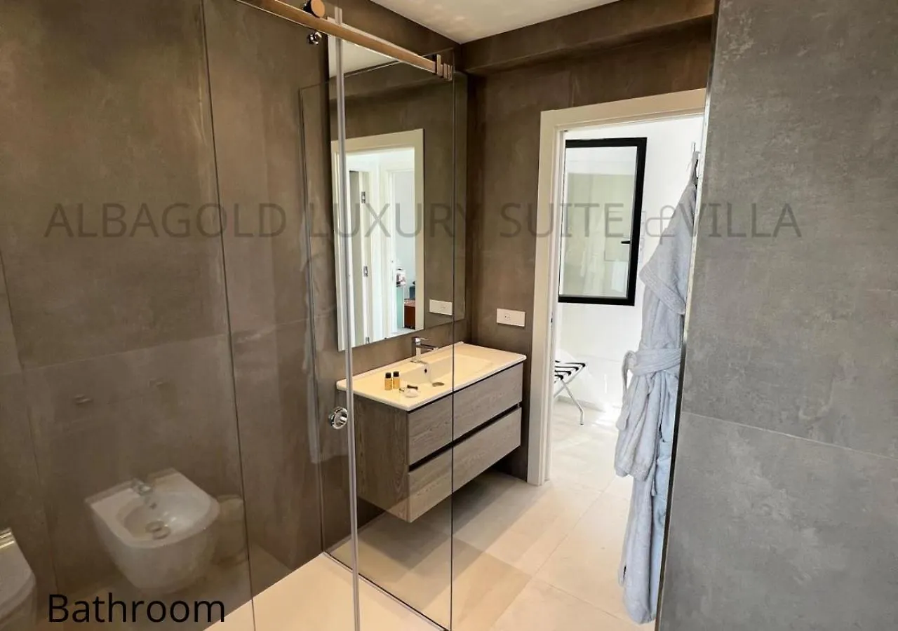 Alba Gold Luxury Suite & Villa Cefalù 0*,  Itália